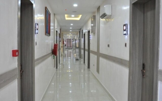 Springhill Hotel & Suites