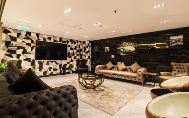 White Diamond 1 Al Tahlia