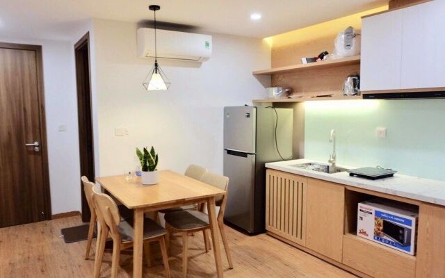 Davis House  Apartment