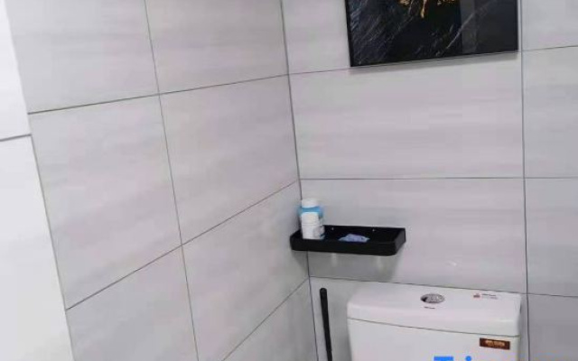 Qingxi Homestay (Changzhou Tianning Yinhewan Computer City)
