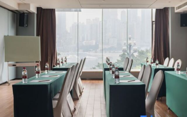 Starway Hotel (Chongqing Nanbin Road)