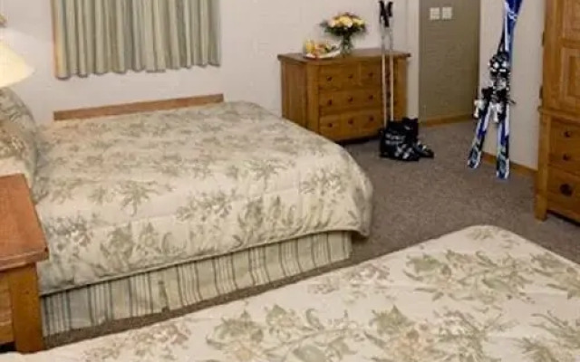 The Lodge At Schuss Mountain, Schuss Village