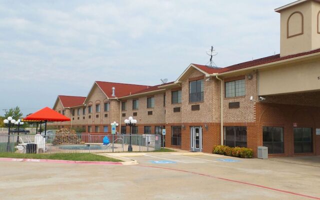 Ramada Limited Cedar Hill