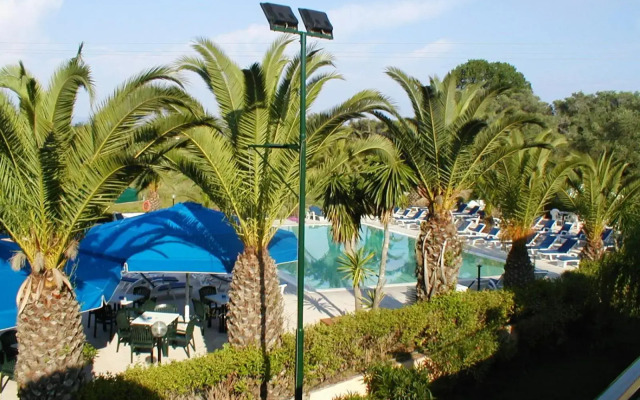 Morfeas Hotel