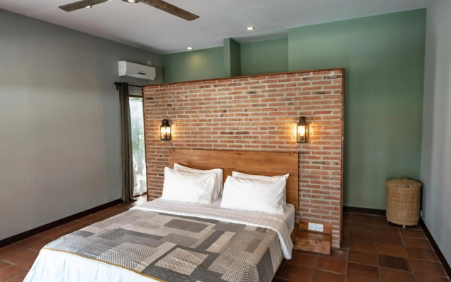 Belukar Villas