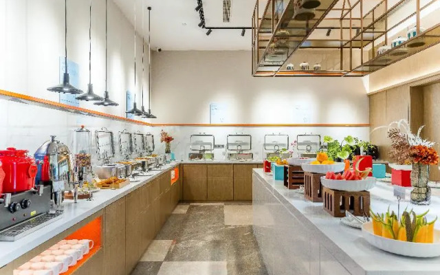 Holiday Inn Express Zhoukou Dancheng