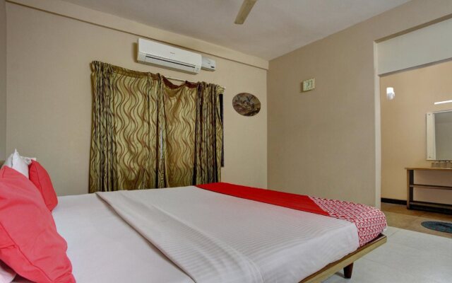 Shambhavi Hotels By OYO Rooms