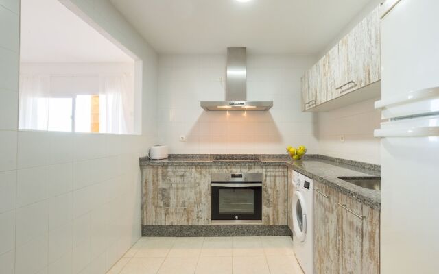 MalagaSuite Higueron Beach&Pool Apartment