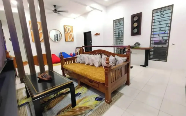 Nur Hartamas Homestayportdickson