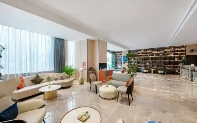 Pullman Holiday Hotel (Shenzhen Guangming Store)