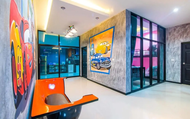 Rest House Supercar Pool Villa