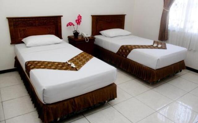 Hotel WIWI PERKASA 2