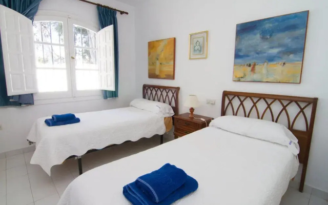 Casa Urbanización Los Pinos 15