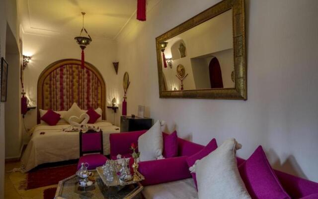 Room in BB - Riad Anabel - Rose Suite