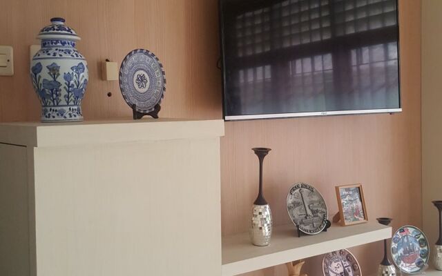 Metro Malioboro Living