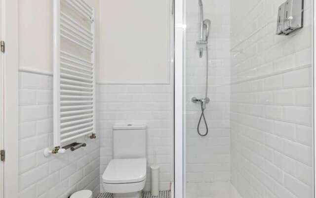 Bright Cosy One-Bedroom Apartment in Centro, Madrid