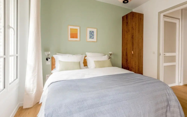 Edgar Suites Spacious Apartment Martyrs