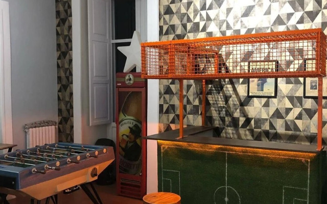 H Hostel Friendly Accommodation