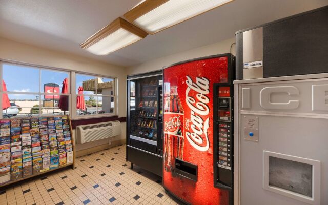 Kings House Motor Hotel