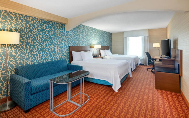Fairfield Inn and Suites by Marriott Toronto Airport