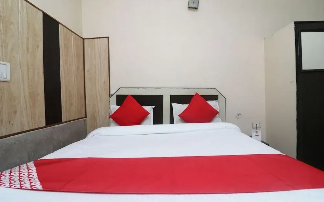 Hotel Taj Heaven By OYO Rooms