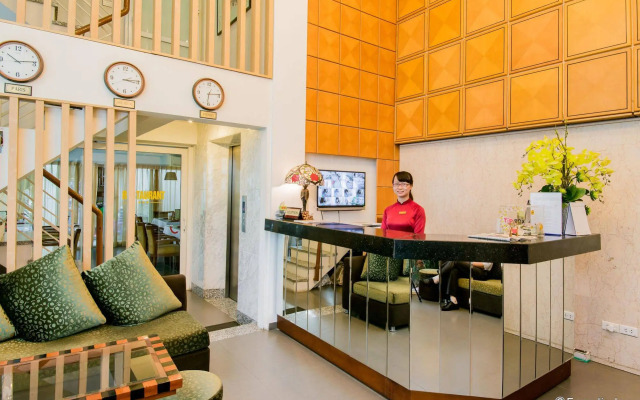 Golden Sunshine Villa Hotel and Travel