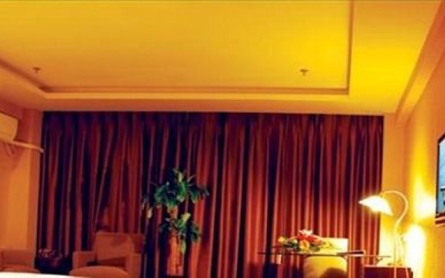 Fengyuan Hotel – Guest Rooms – Xichang