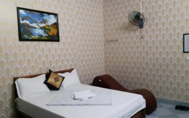 Phuong Dong 2 Guesthouse