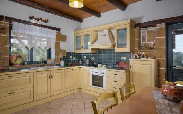 Athina Traditional Villa