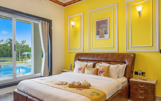 ELIVAAS Lakemount | 2 BHK with Pvt Pool at Fatehsagar Lake