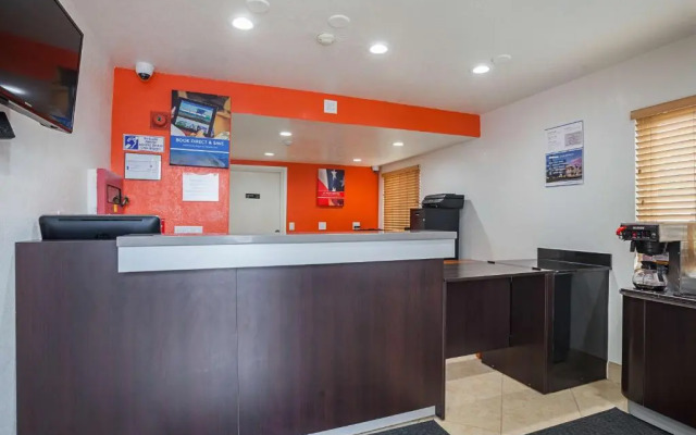 Motel 6 Ventura, CA - Downtown