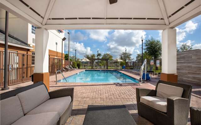 Sonesta Simply Suites Miami Airport Doral