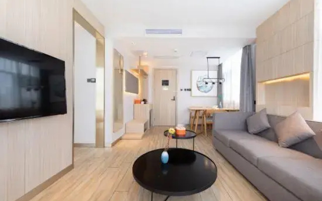 Atour X Hotel Shenzhen Longhua Dalang Commercial Center