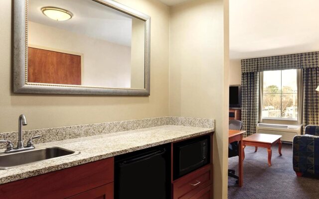 Hampton Inn & Suites Mystic