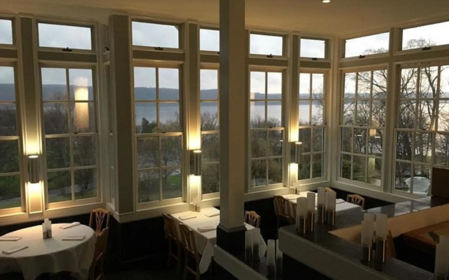 Inn at Taughannock Falls