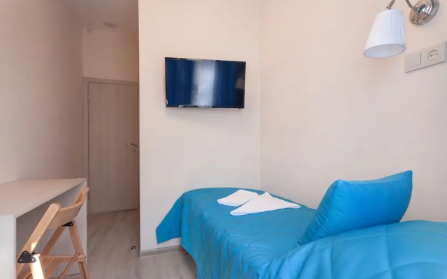 Democrat on Fontanka embankment 104 2 K