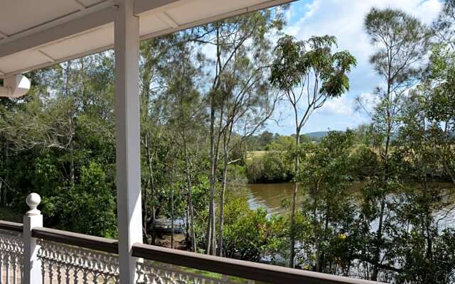 Bli Bli House Riverside Retreat