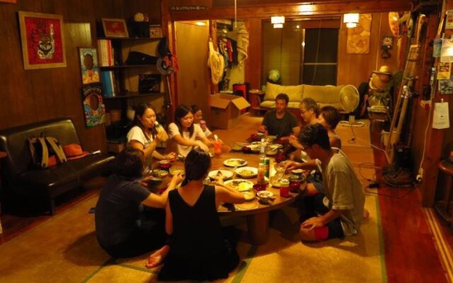 Hotel Hibiscus - Hostel