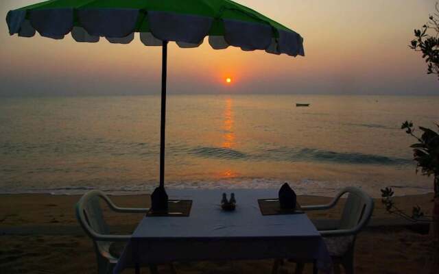 Sea Falcon Hotel