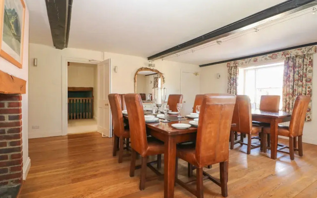 Groomes Country House