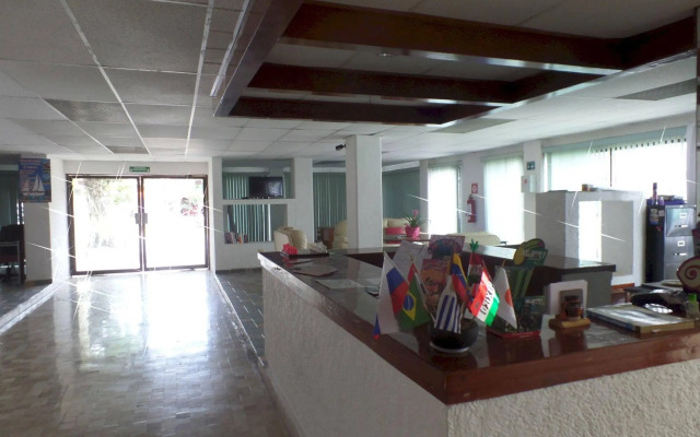 Ikaro Suites Cancun