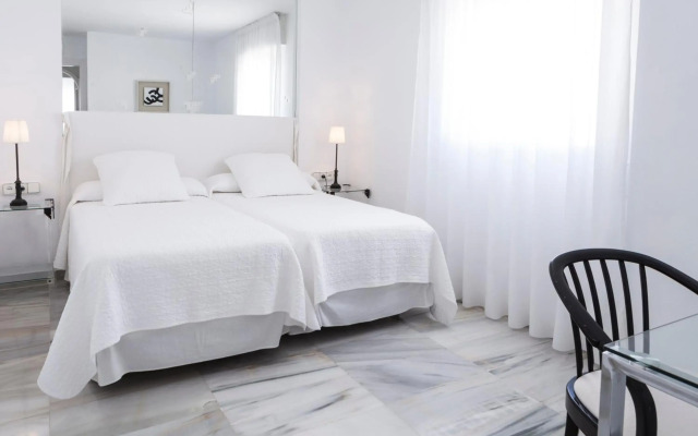 Hotel Suites Albayzin del Mar