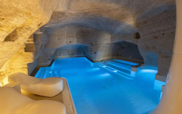 Aquatio Cave Luxury Hotel & SPA
