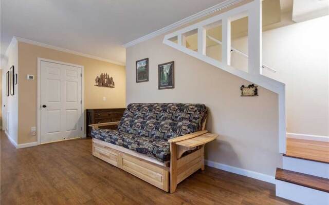 Misty Hollow - Three Bedroom Cabin