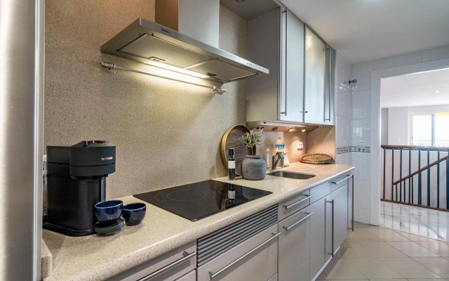 SAA3- Spacious apartment close to beach