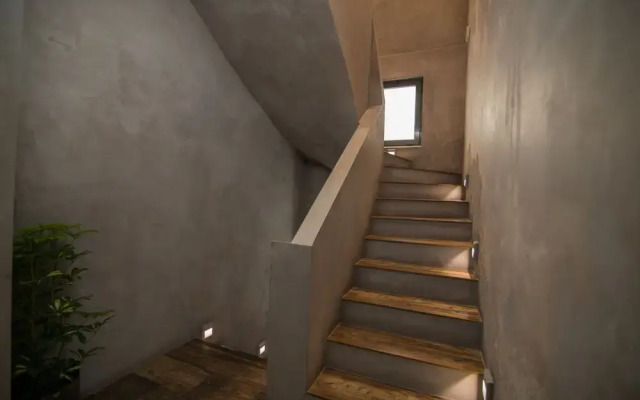 Ederlezi Zoubourlou Aparthotel