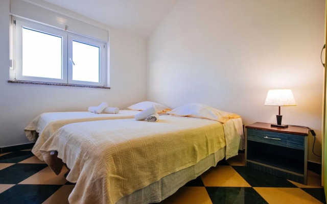 Holiday Home in Jasenice With Garden