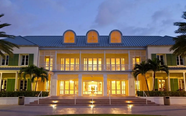 Grand Lucayan