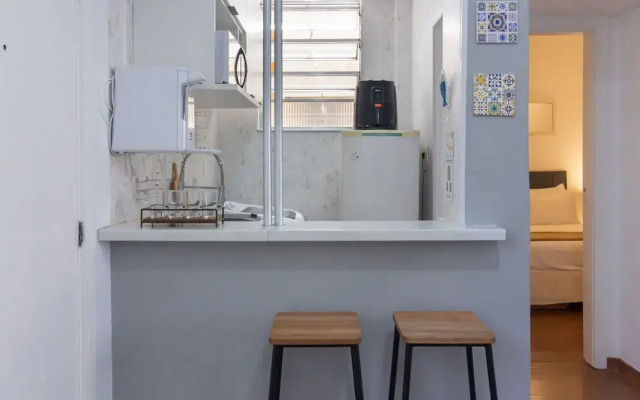 Refuge in Copacabana for two Nsc1011