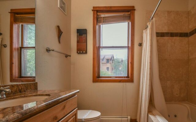 Antlers Gulch 501 by SummitCove Vacation Lodging